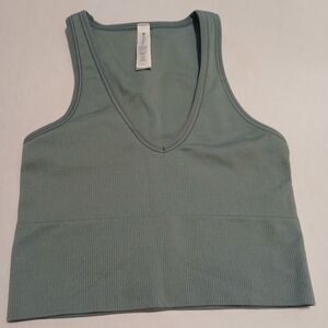 Athleta Aurora  Sage Green Seamless Crop Rib Tank Top - Size XXS
